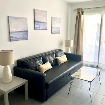 Playa De Las Cucharas Apartment Apartment *